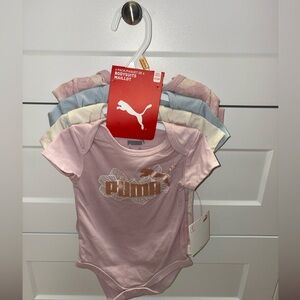 BNWT Puma Baby Girls 4-Pack Bodysuits - Pink, Blue, Cream & Mauve